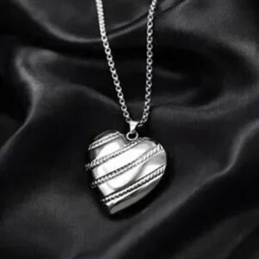 Silver Tone Heart Locket Necklace 22in 925 Silver Chain Valentine's Day Gift